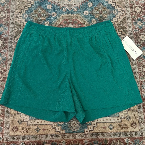 NWT Athleta Green Echo Shorts Size 16 Plus Size Athletic Shorts Workout - Picture 6 of 12